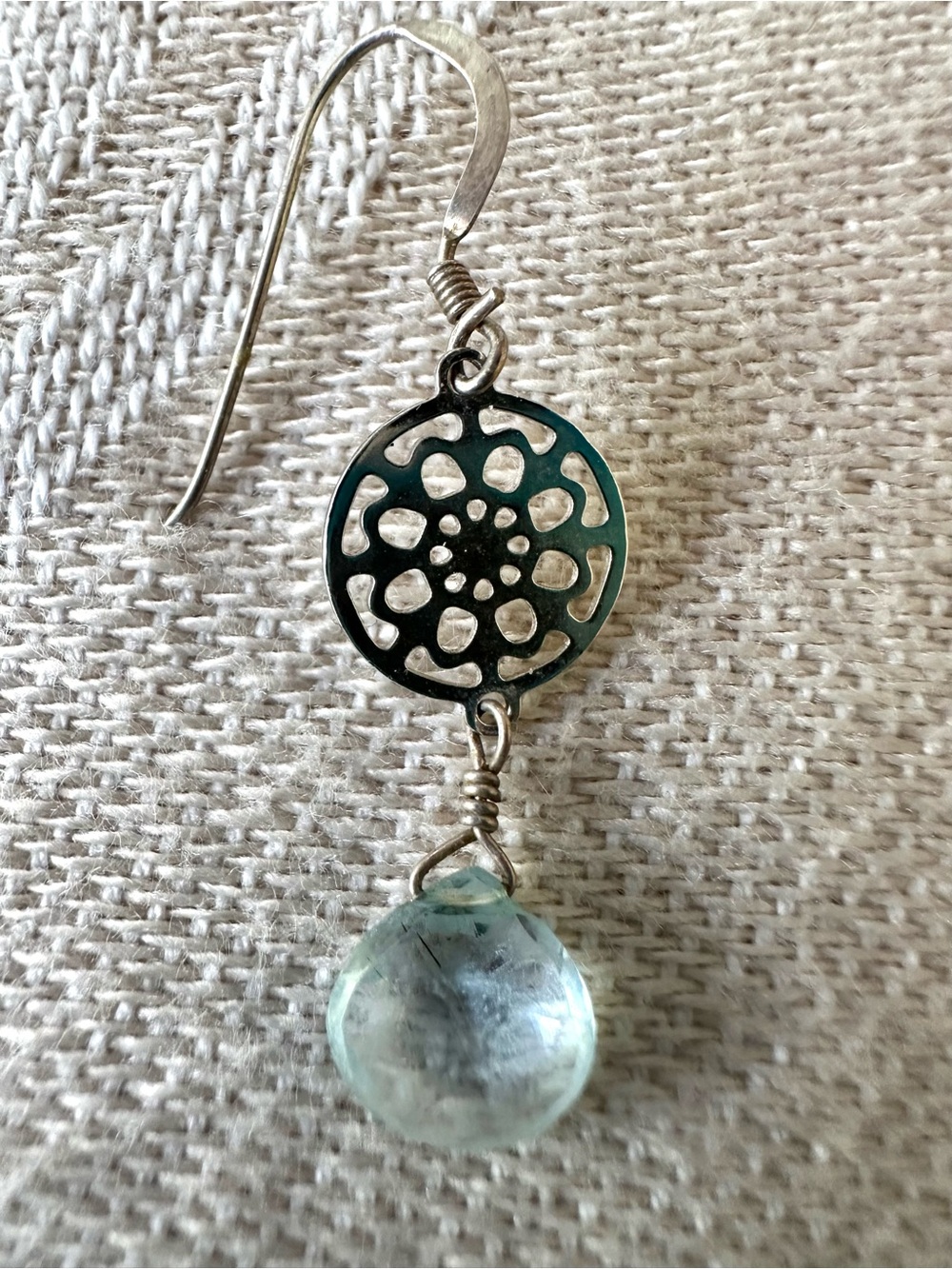 Silver Tone Aqua Blue Faceted Drop Earrings Filigree Boho - Picture 4 of 6
